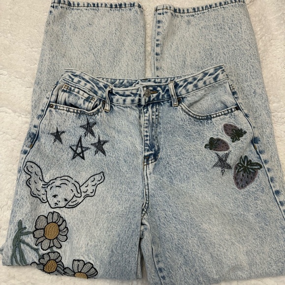 Forever 21 Angel Doodle Embroidered 90s High Rise Jeans Size 29 - Picture 8 of 11
